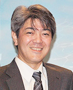 照屋輝一郎 助教